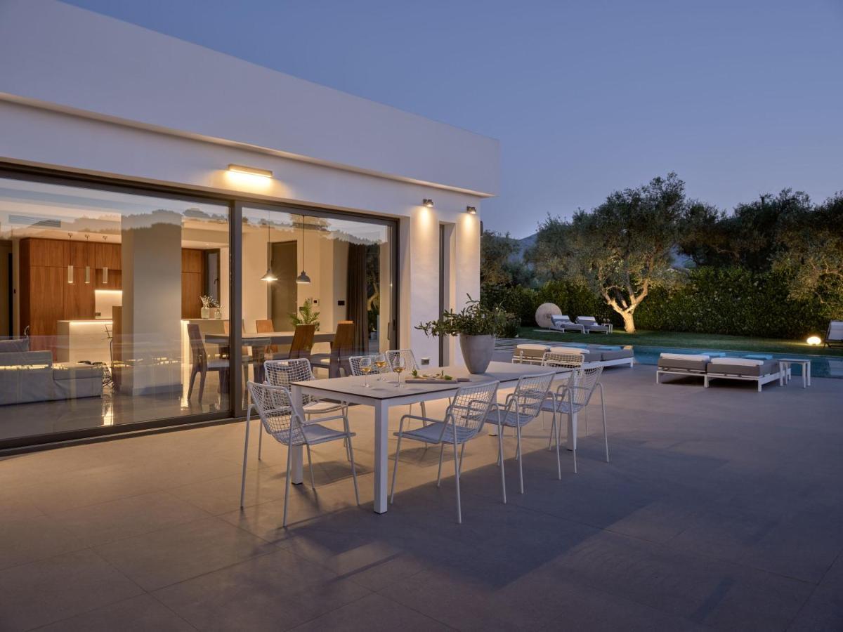 Drallos Luxury Villa Alikanás Exterior foto