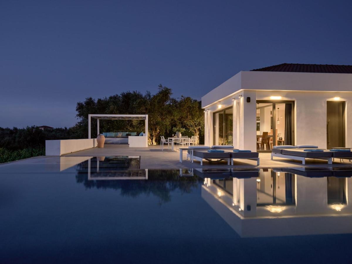 Drallos Luxury Villa Alikanás Exterior foto