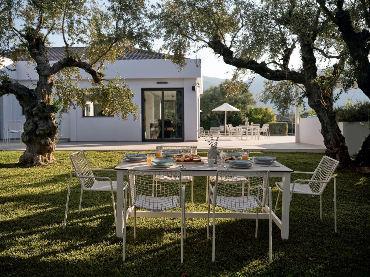 Drallos Luxury Villa Alikanás Exterior foto